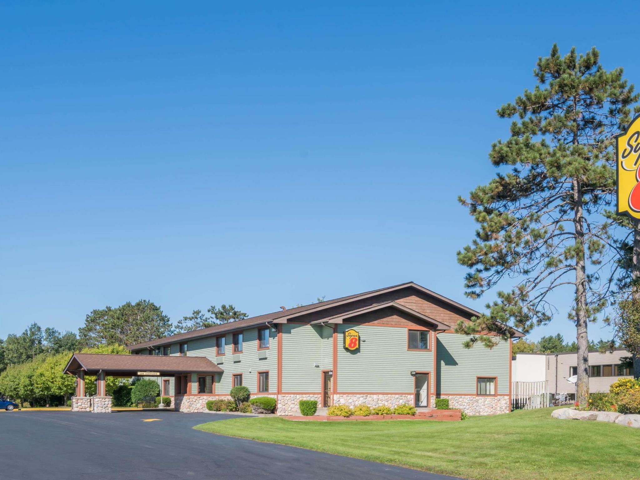 Hotel Super 8 By Wyndham Baxter/Brainerd Area Exterior foto